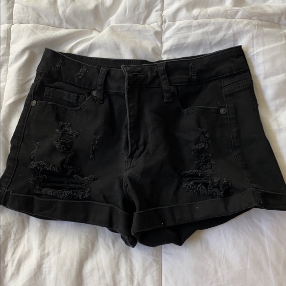 BLACK STRETCH JEAN SHORTS